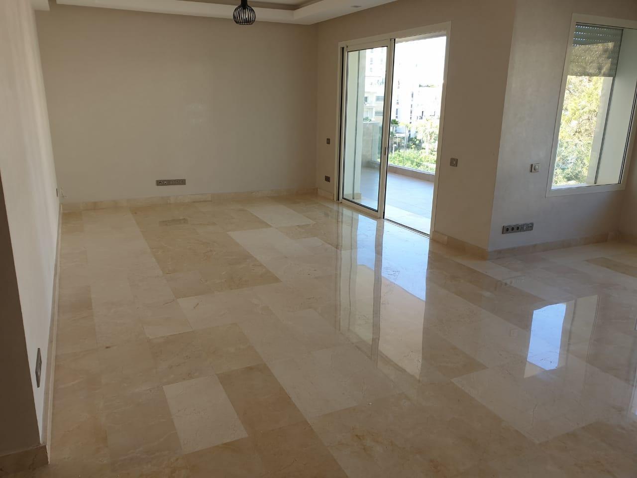 Bel appartement 3 chambres à louer Souissi