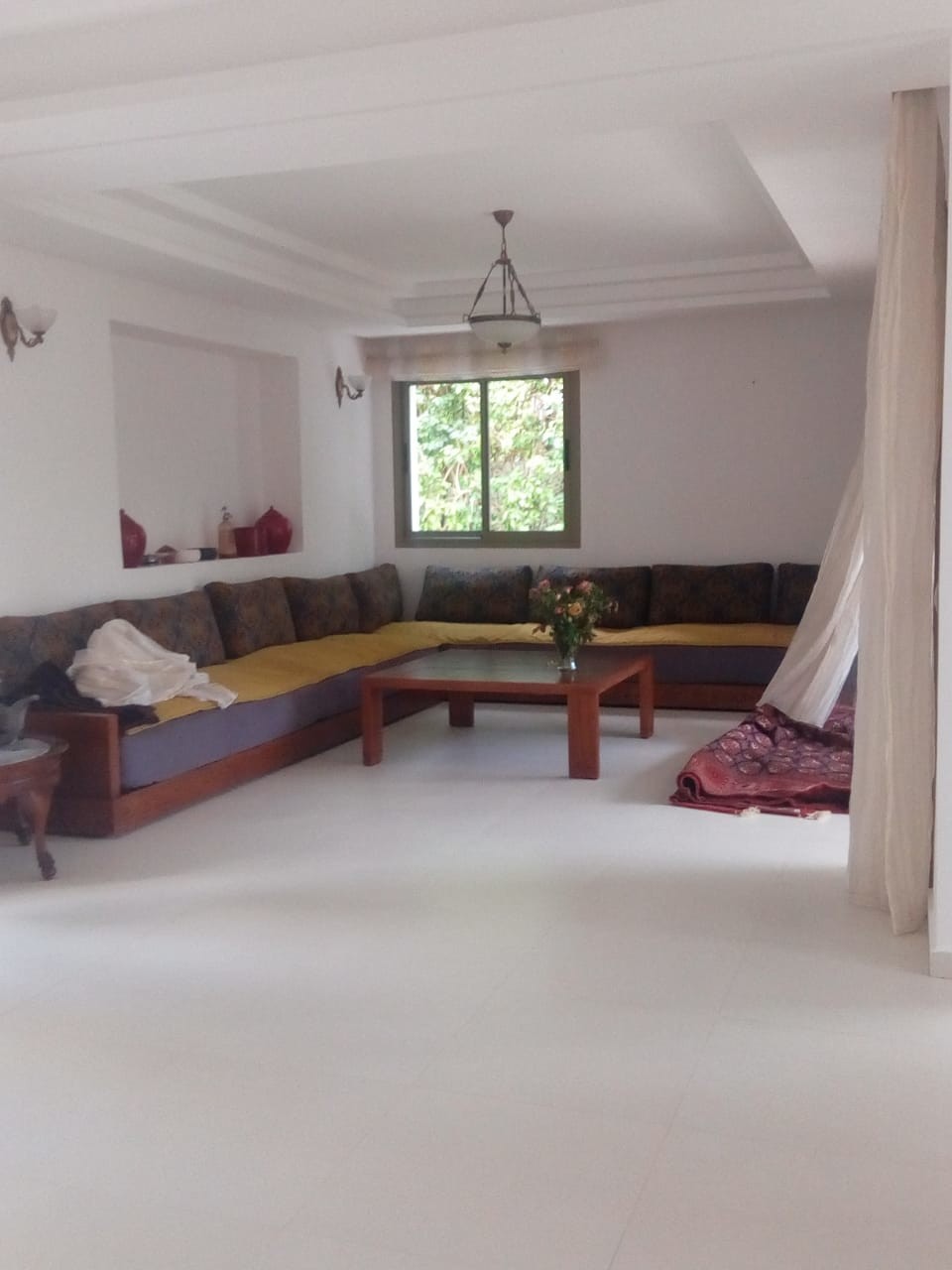 Villa moderne à vendre à Elmachrik Souissi Rabat — 2