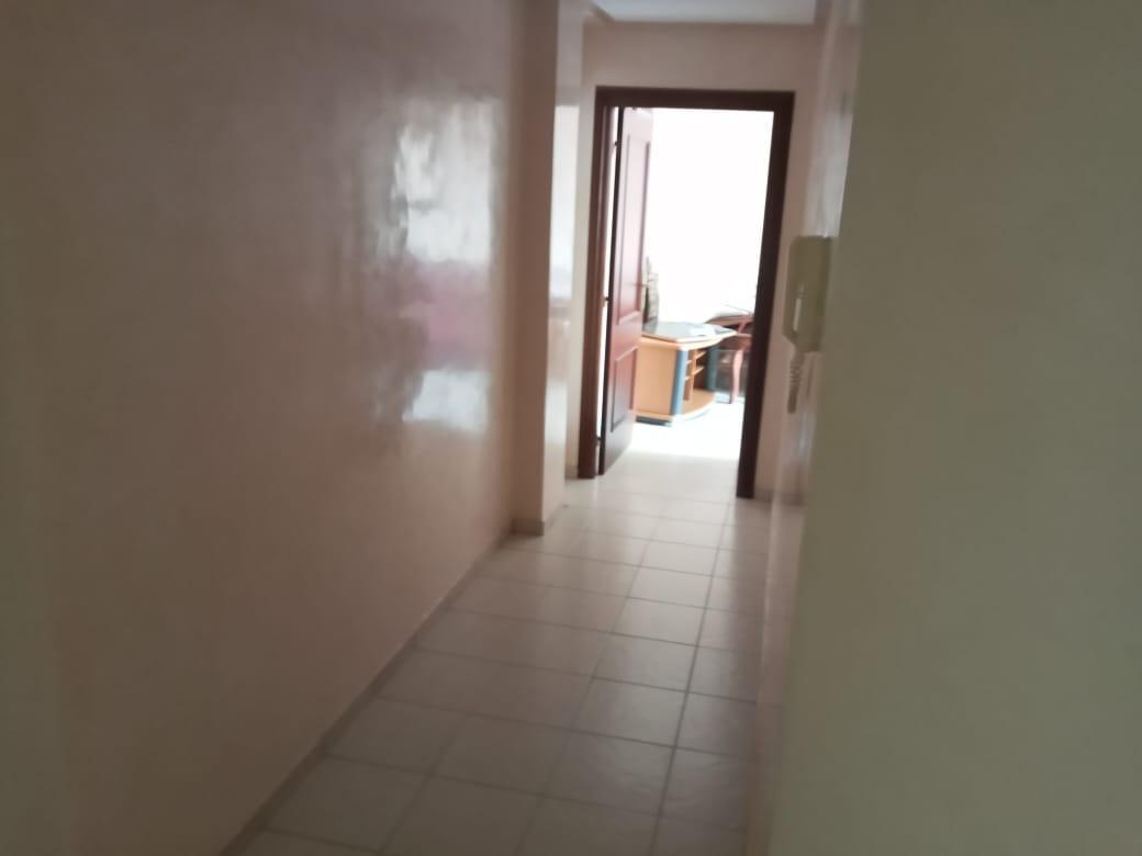 Bel appartement 2 chambres à vendre Agdal Rabat — 2