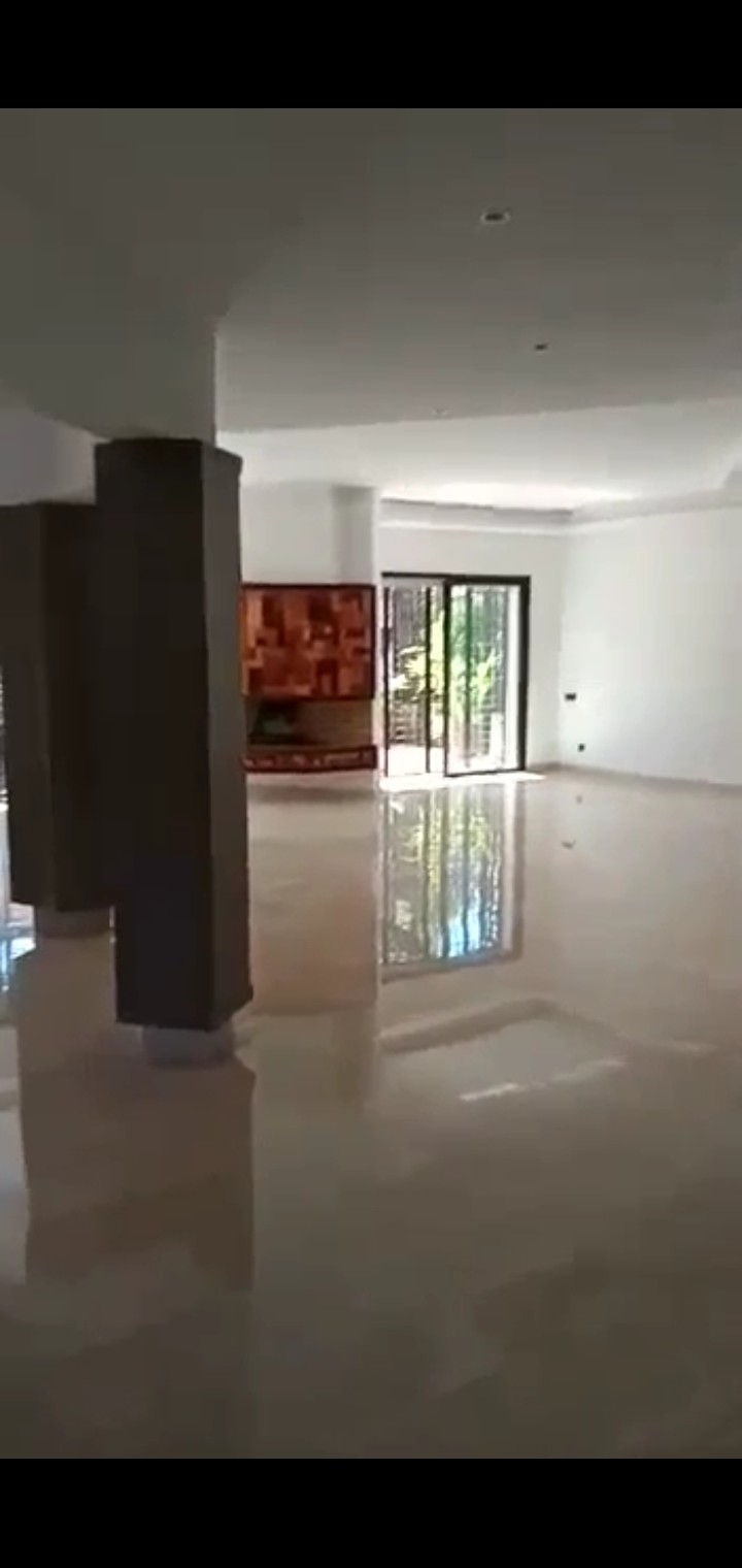 Belle villa à louer située à  Souissi Rabat — 6