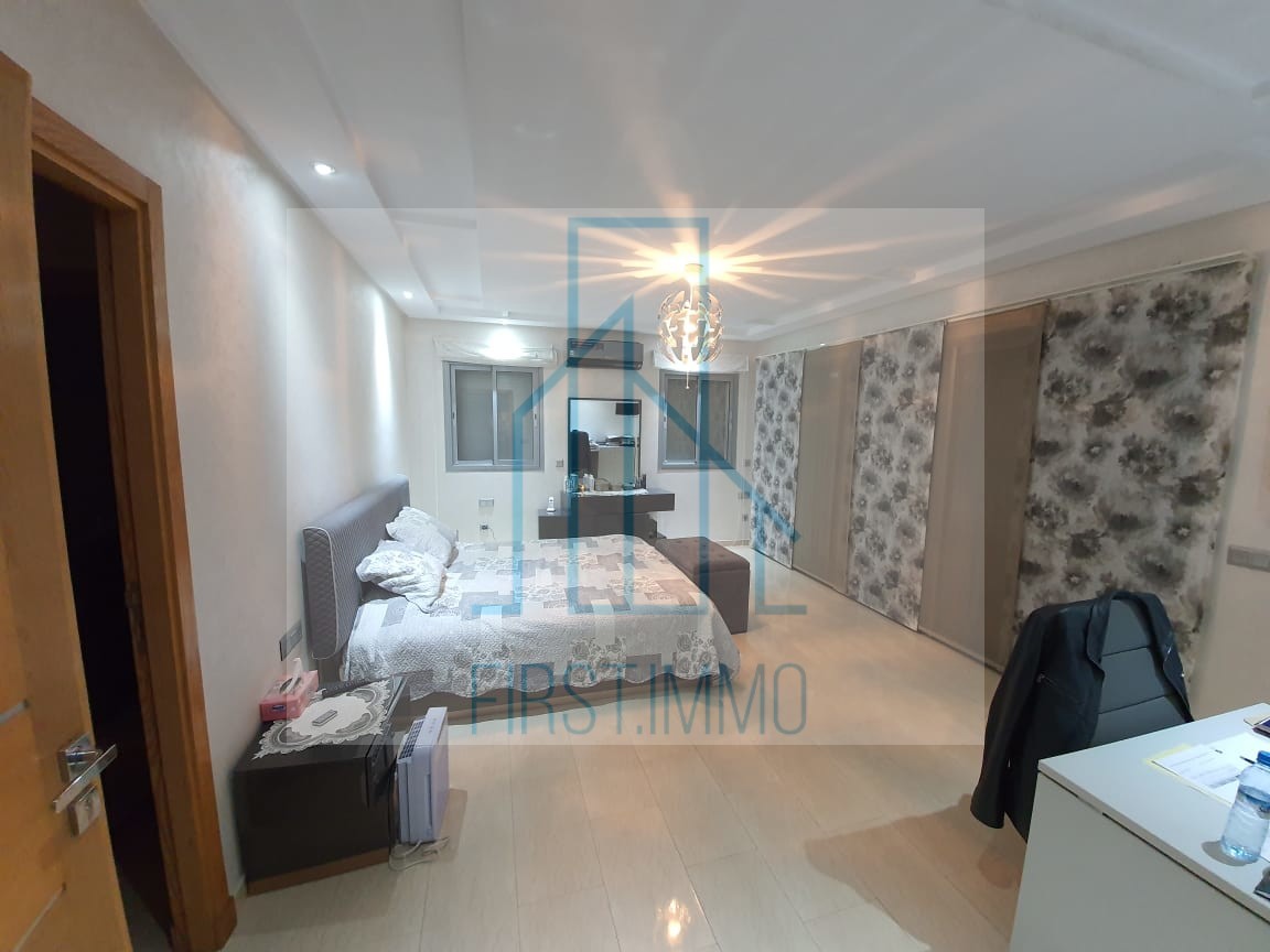 Une superbe Villa à quelques pas de la plage Monica à la location — 2
