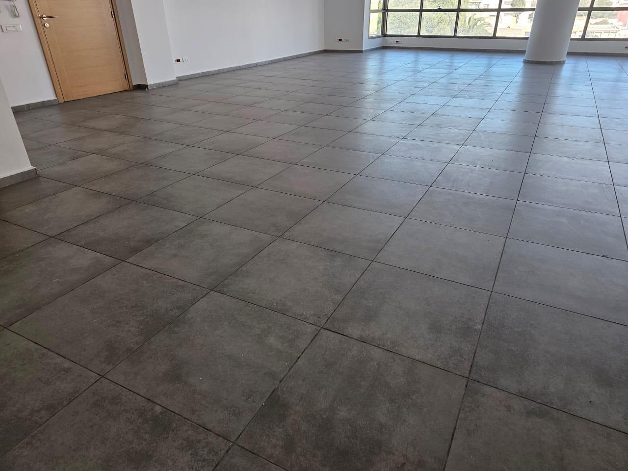TrÃ¨s beau plateau moderne fonctionnel 430mÂ² Ã  louer — 6