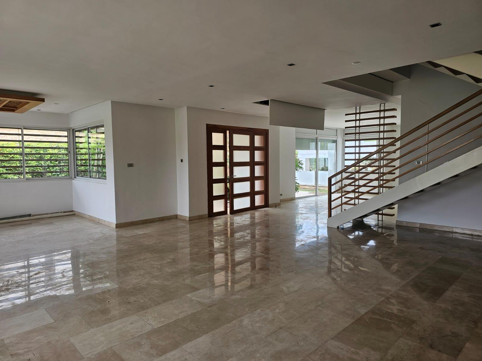 Belle villa Ã  CGI avec piscine FRONT GOLF Ã  louer — 5
