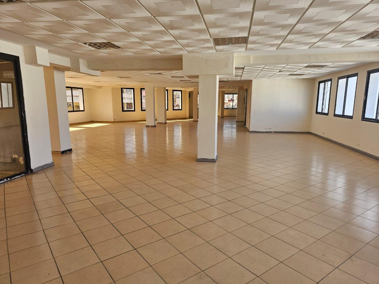 Immeuble professionnel pour bureaux Ã  louer Ã  Mers Sultan