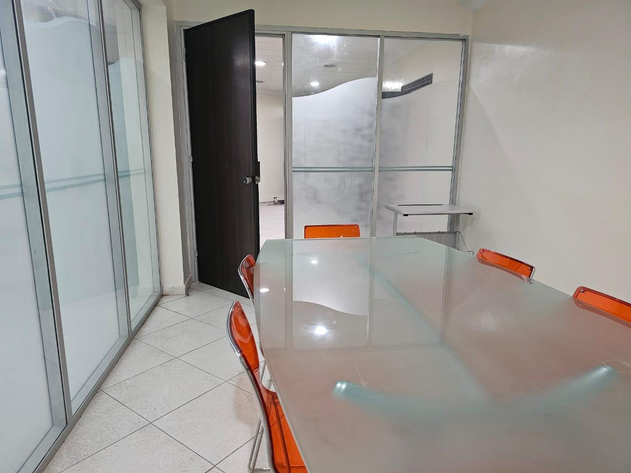 Bureau 140 m² à Racine — 8