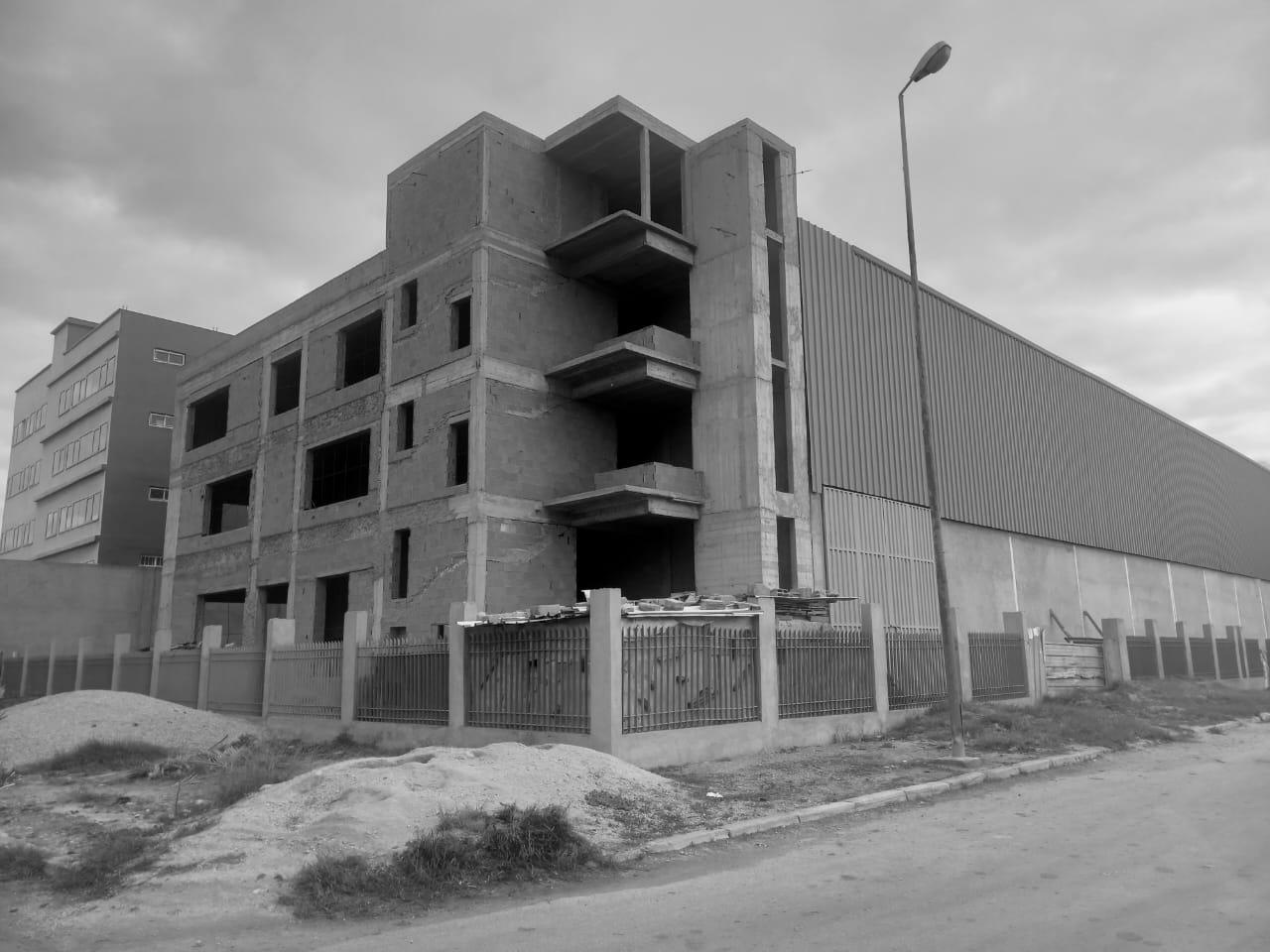 BÃ¢timent industriel 4500mÂ² exploitables Ã  Nouacer Ã  louer — 6