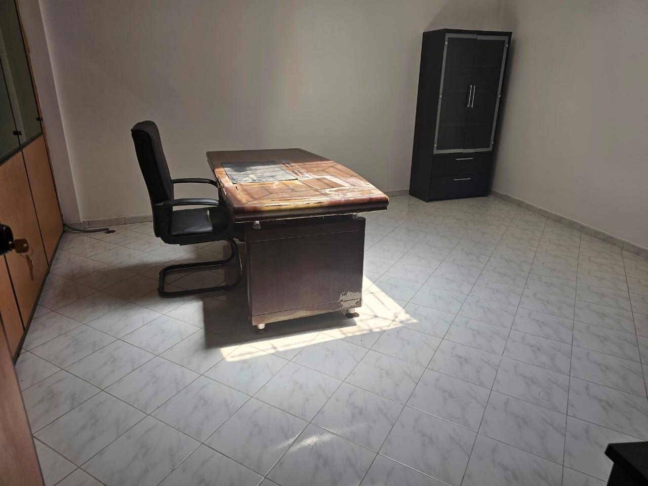 Bureau 110 m² à Bourgogne — 7