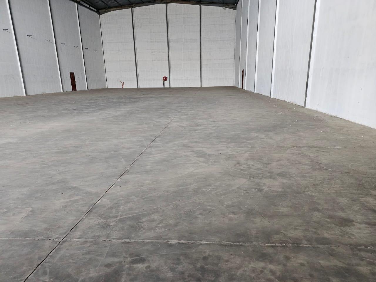 Local commercial 920 m² f Sapino — 7