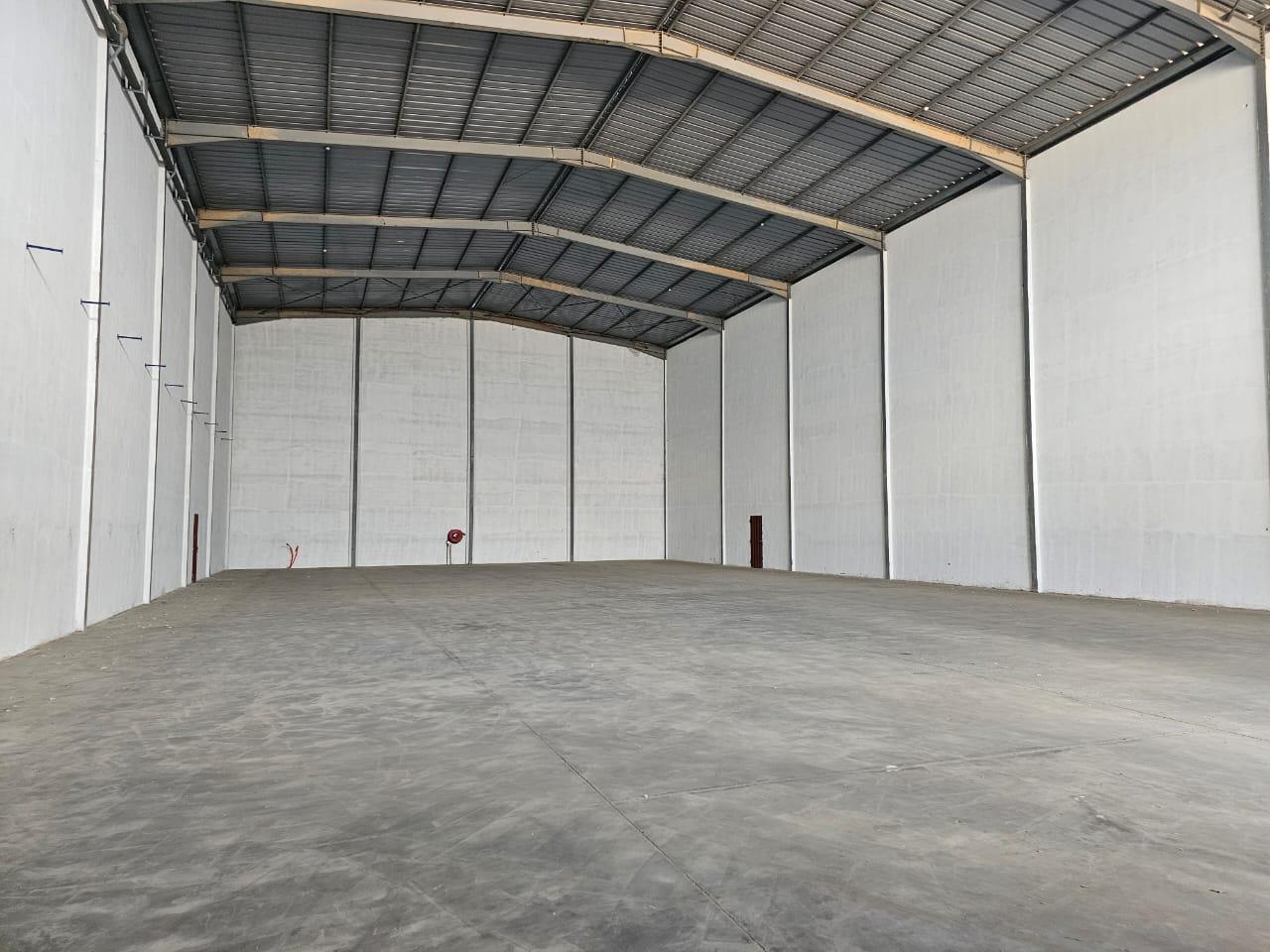 Beau entrepÃ´t local stockage Ã  louer Ã  Nouacer — 2