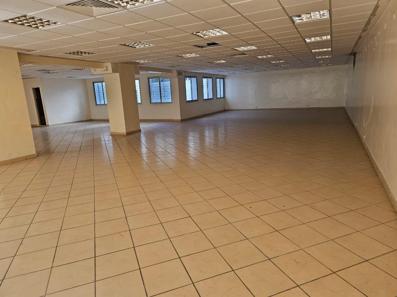 Bureau 550 m² à Mers Sultan — 8