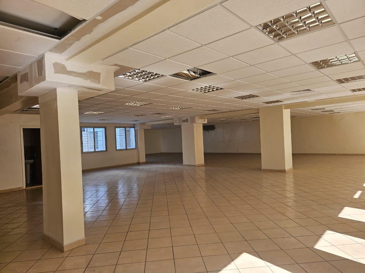 Bureau 550 m² à Mers Sultan — 7