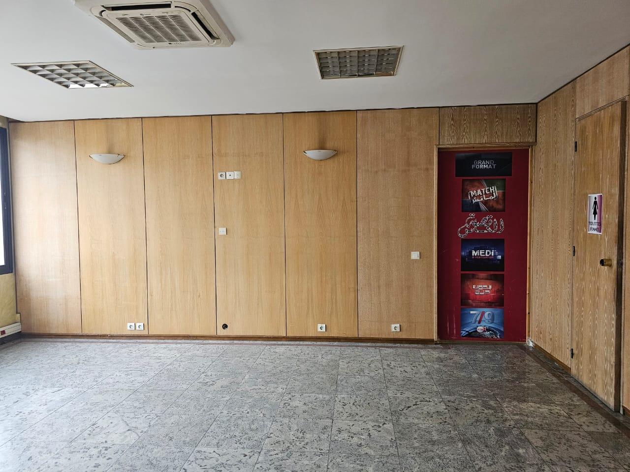 Plateau bureau 320mÂ² Bd Zerktouni proche twin Ã  louer — 5