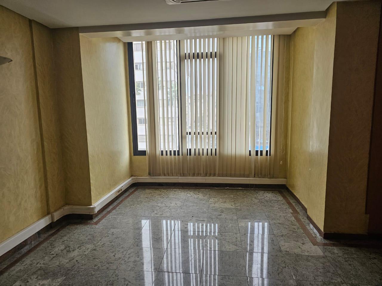 Plateau bureau 320mÂ² Bd Zerktouni proche twin Ã  louer — 6