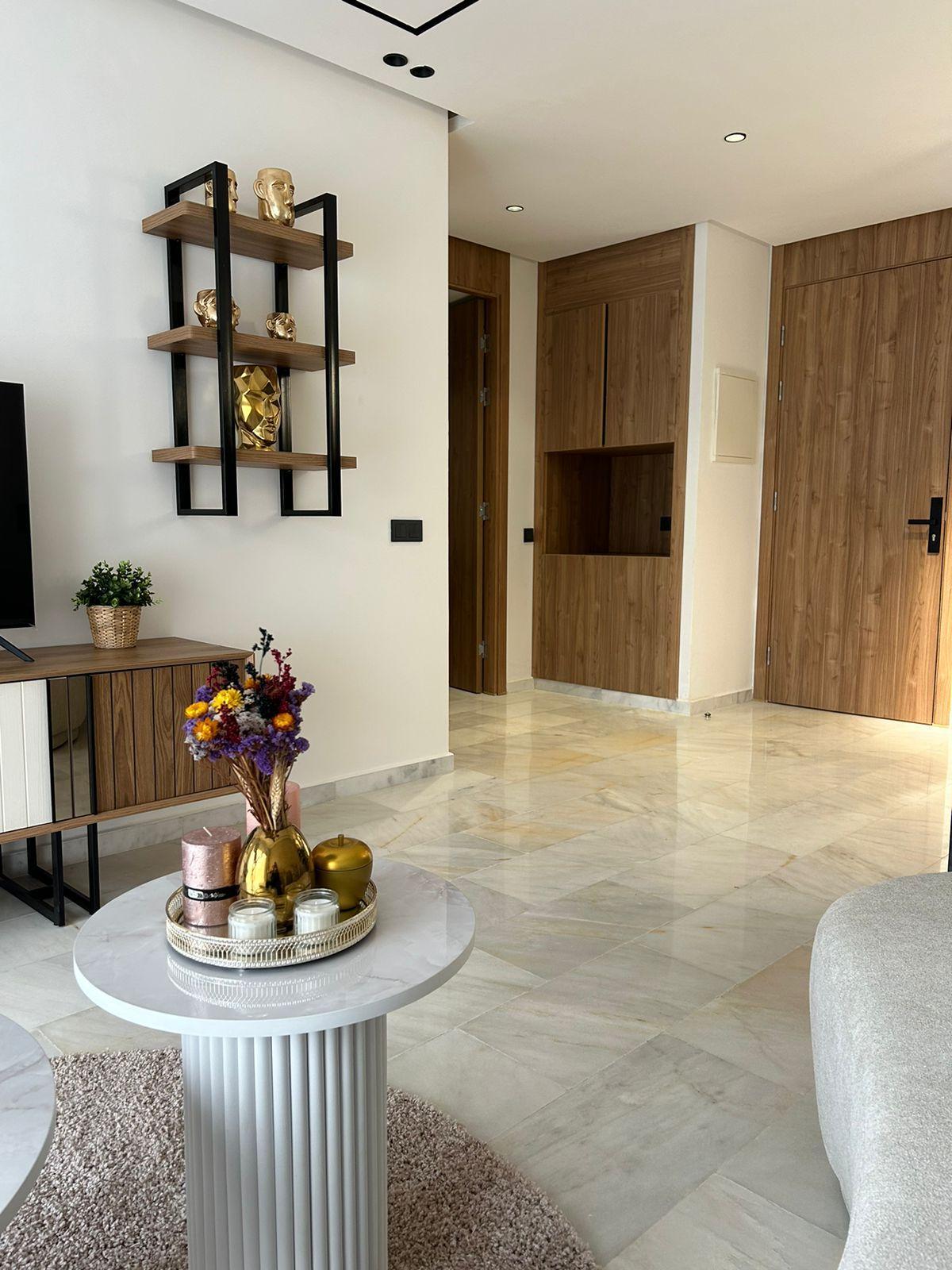 Beau studio neuf &amp; meublÃ© Ã  louer Ã  France ville -Ghandi — 5