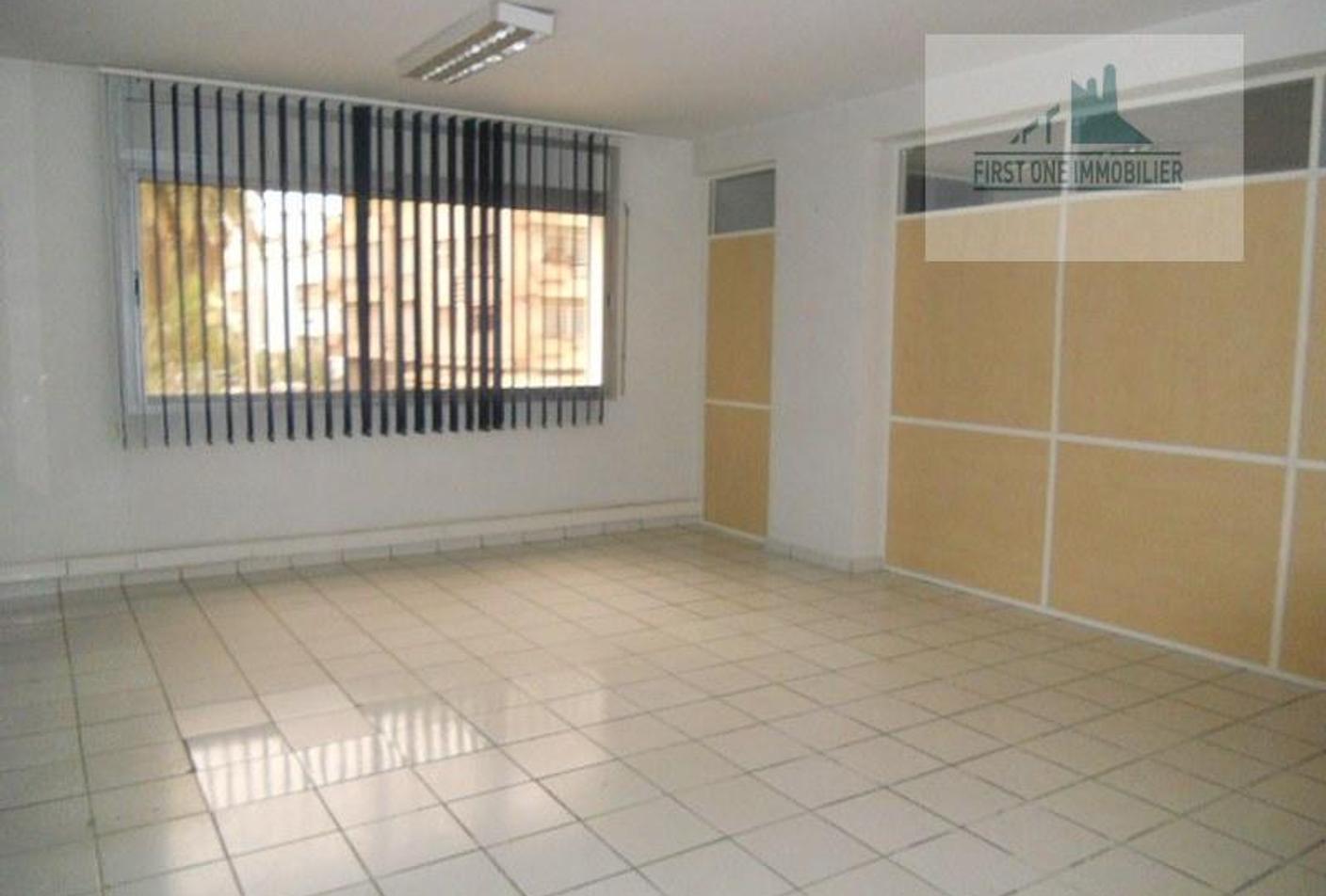 Plateau Bureau 329 m2 Palmier