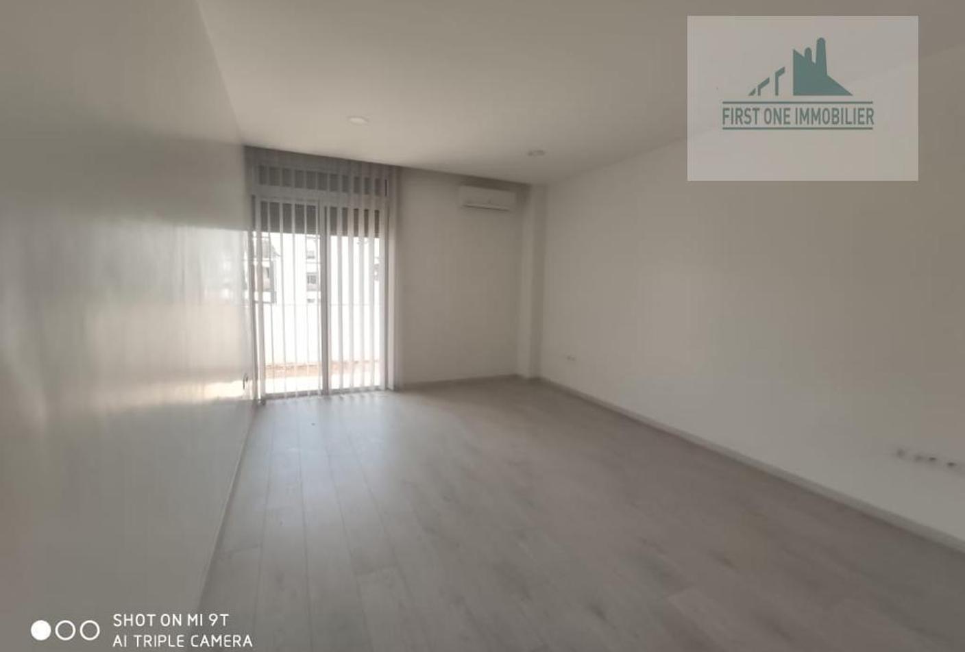 Bureau en location 280 m2 Gauthier — 4