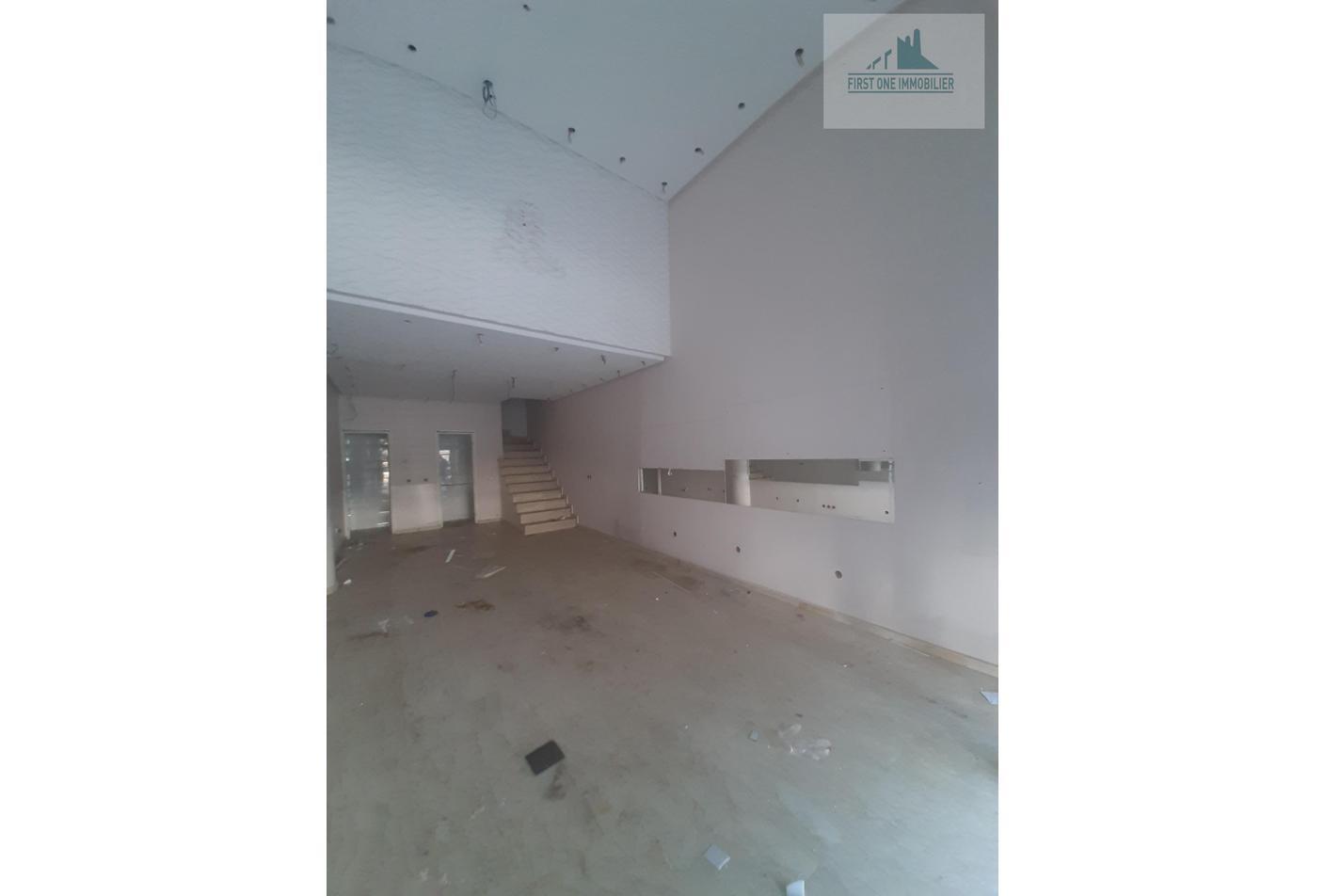 Magasin en Location 70m2 Maarif — 3