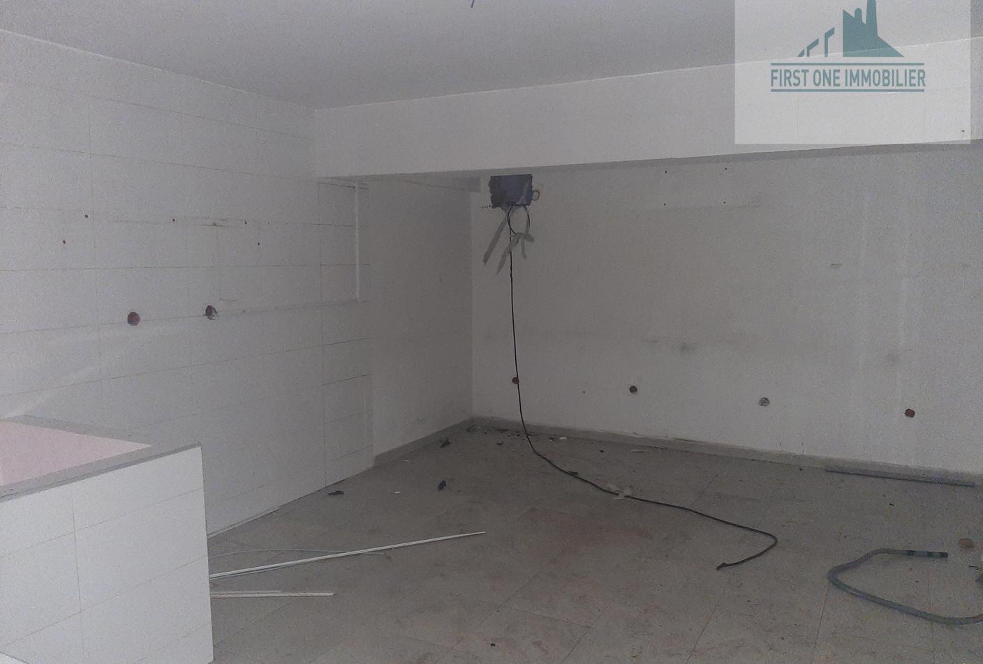 Magasin en Location 70m2 Maarif — 5