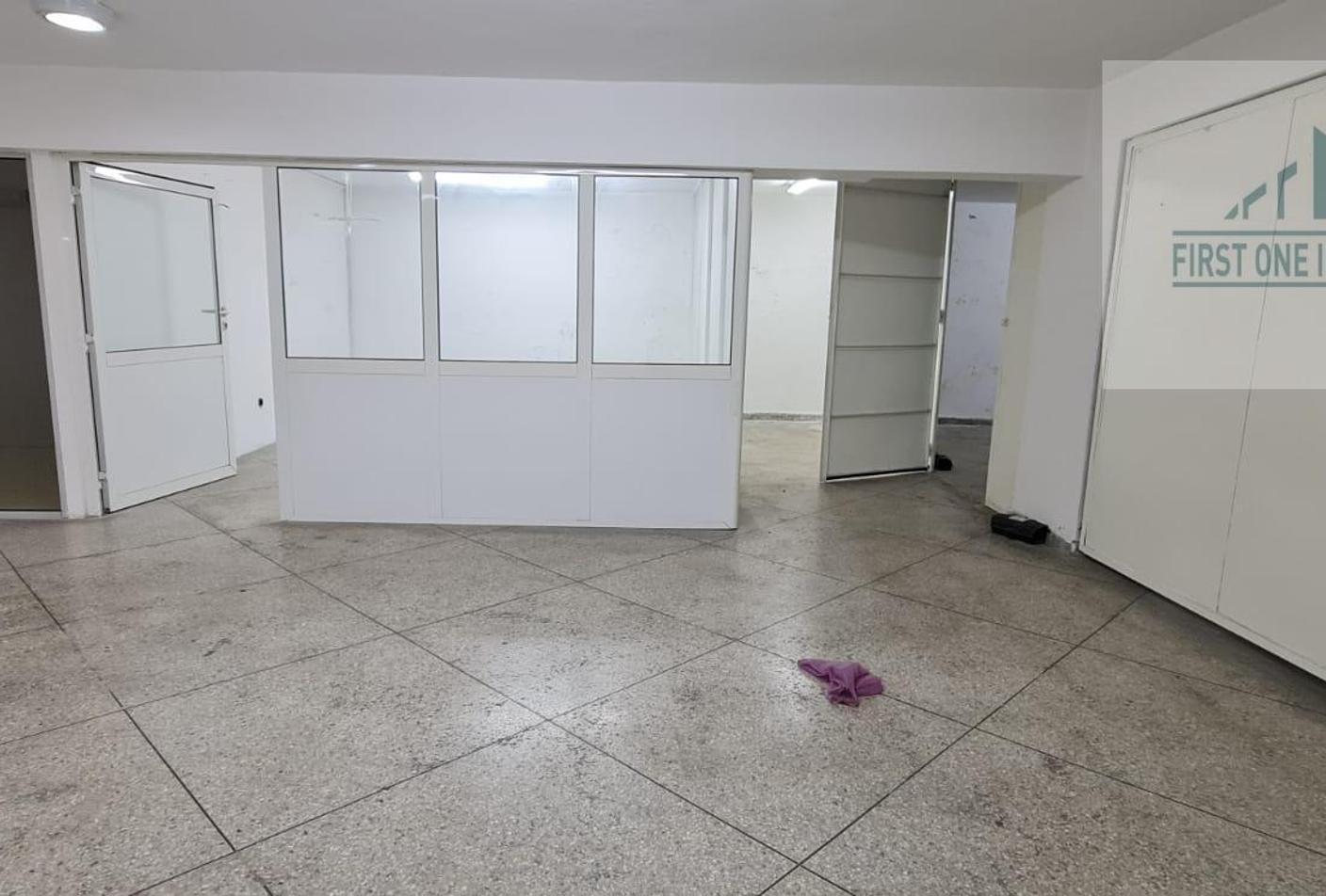 Local commercial 500 m² Val Fleuri — 6