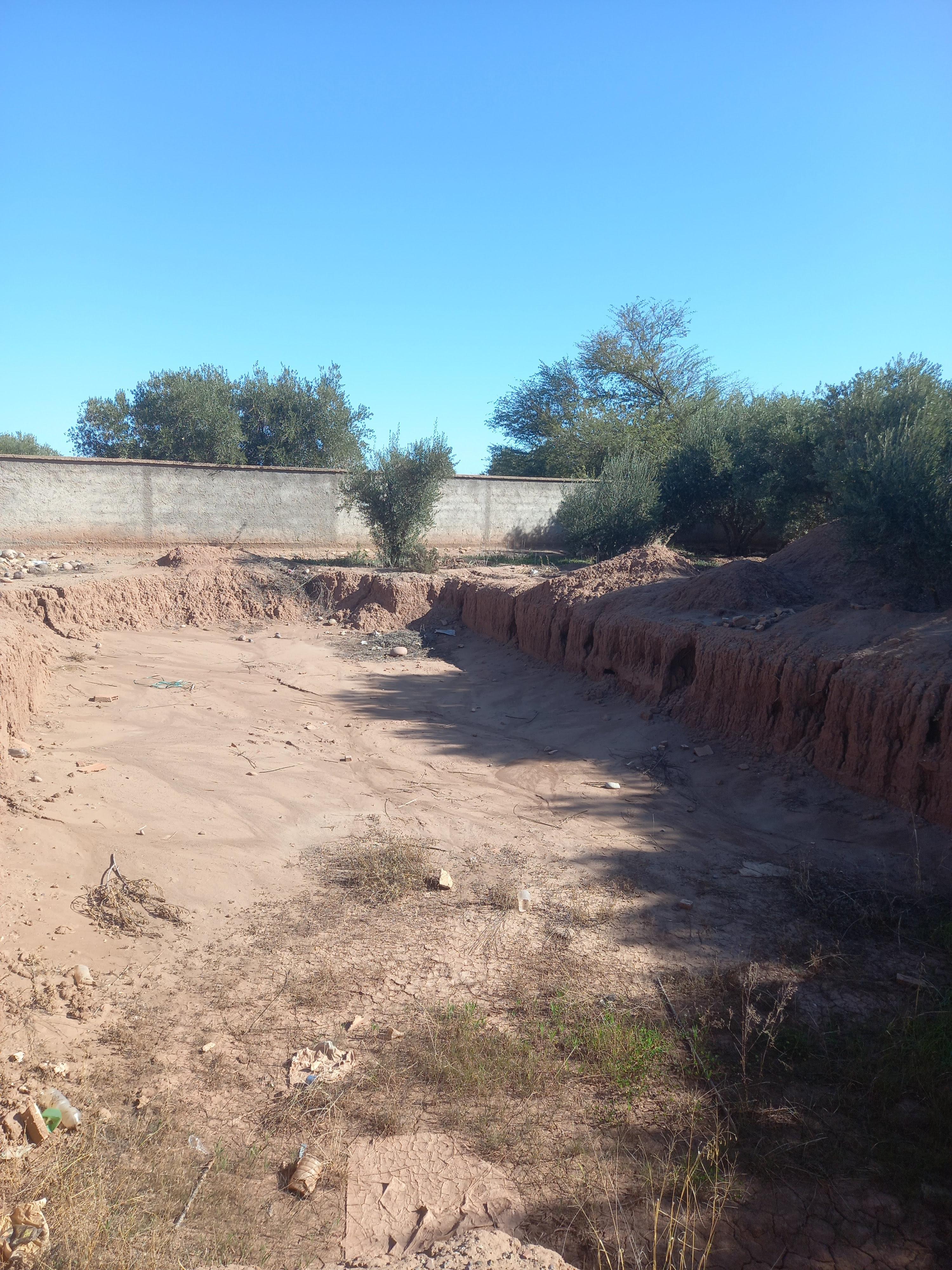 Villa titrée semi finie de 2195 m² sur route de Fès — 5