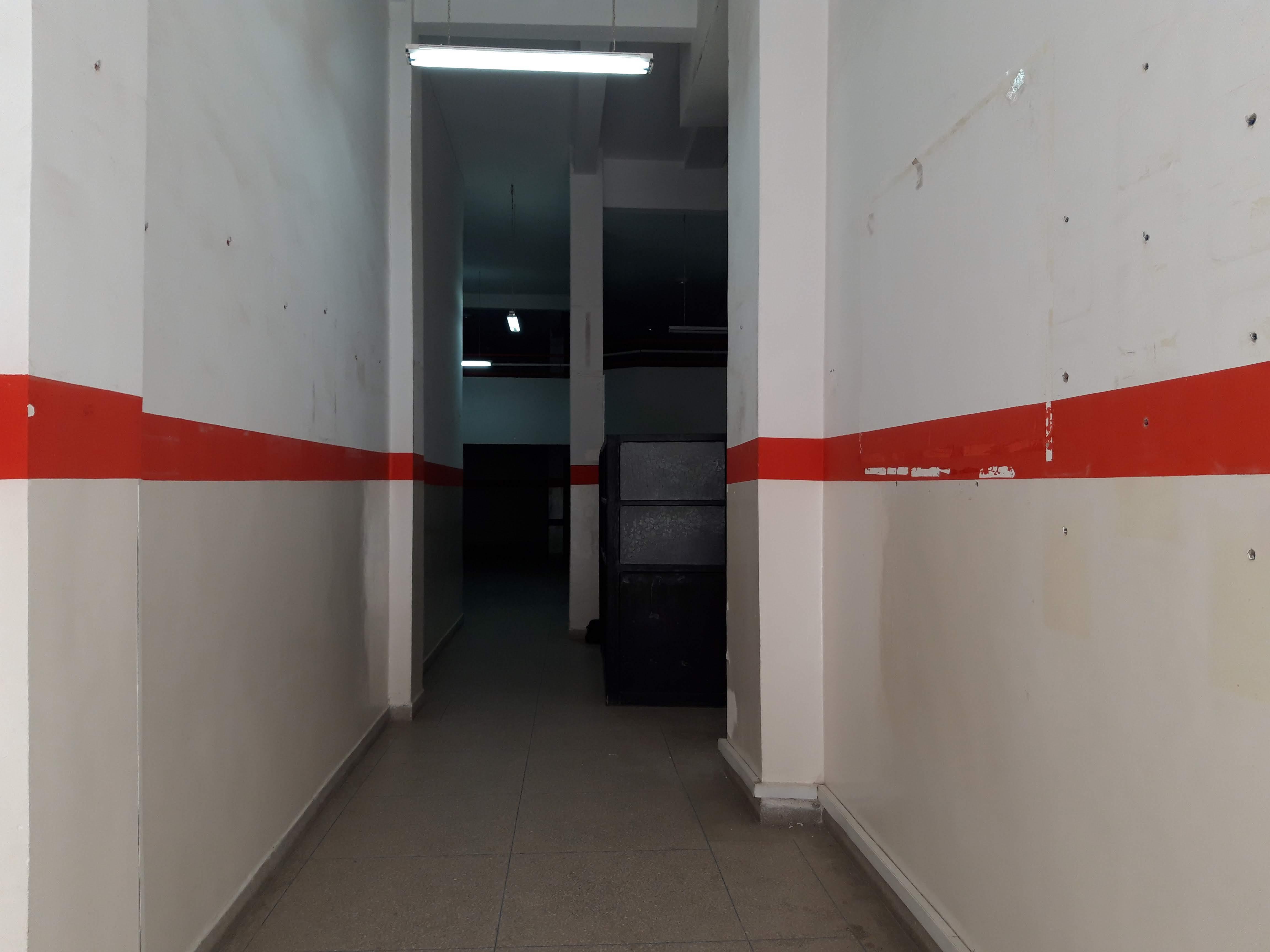 Magasin de 500 m² en location à Boukar — 4