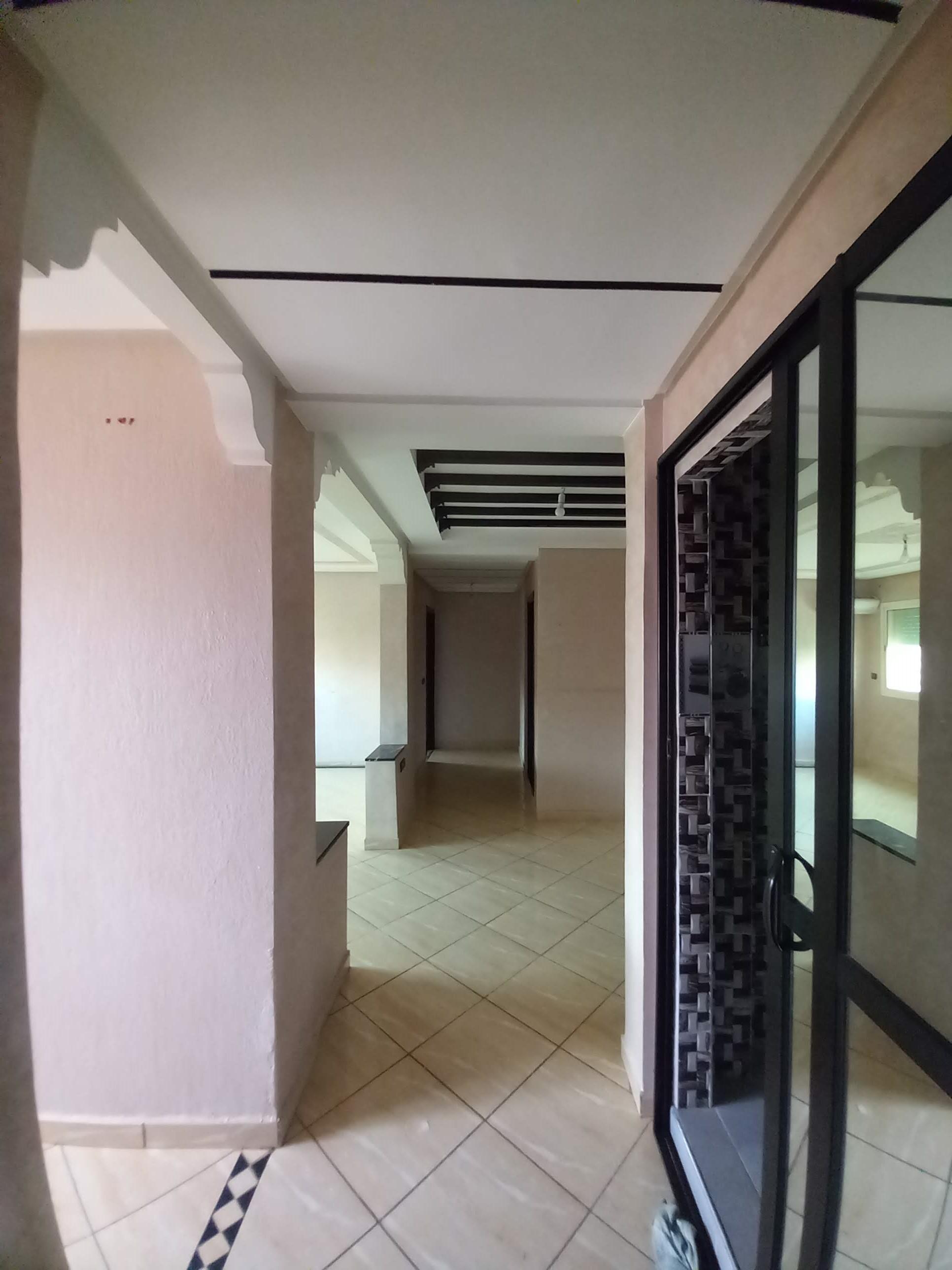 Appartement de 69 m² en location à Charaf