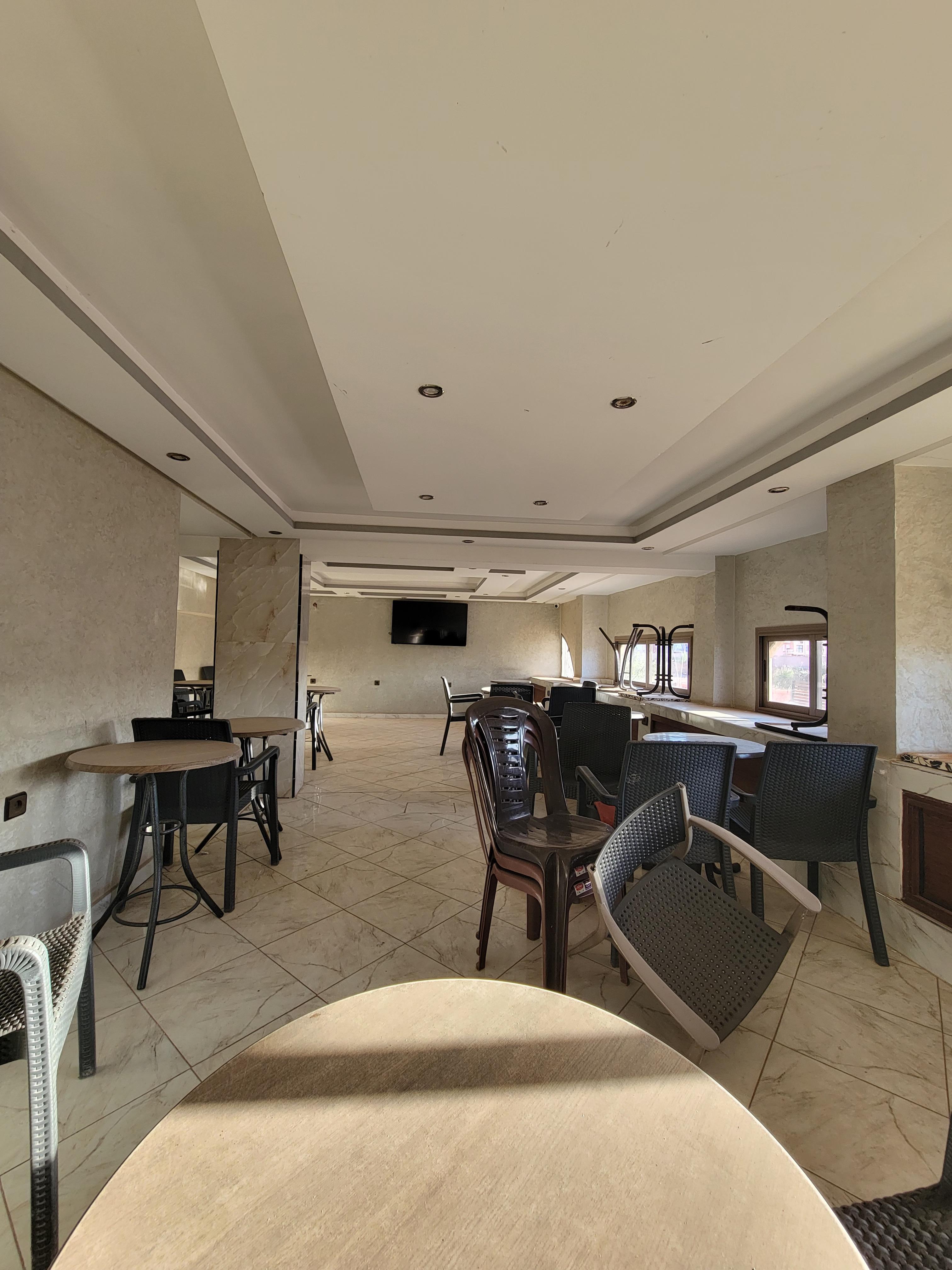 Café et Magasin en vente à Marrakch — 2