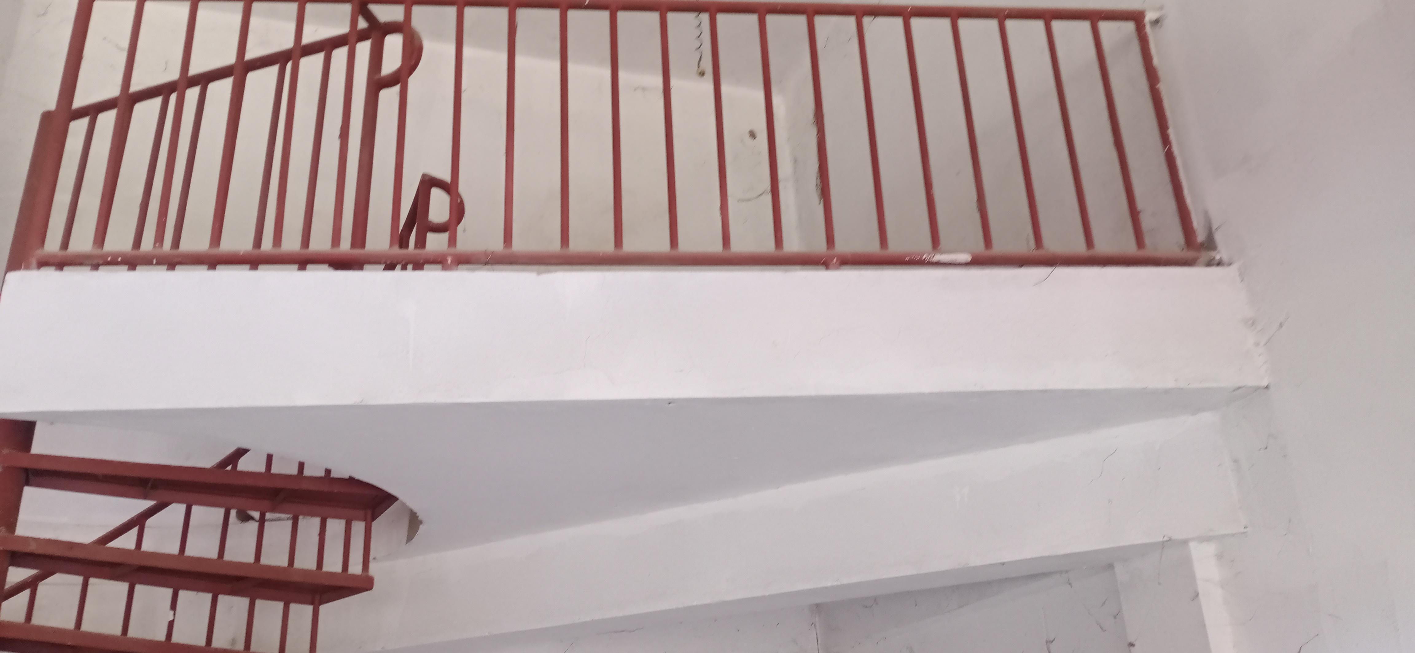 Magasin à louer quartier Azzouzia — 4