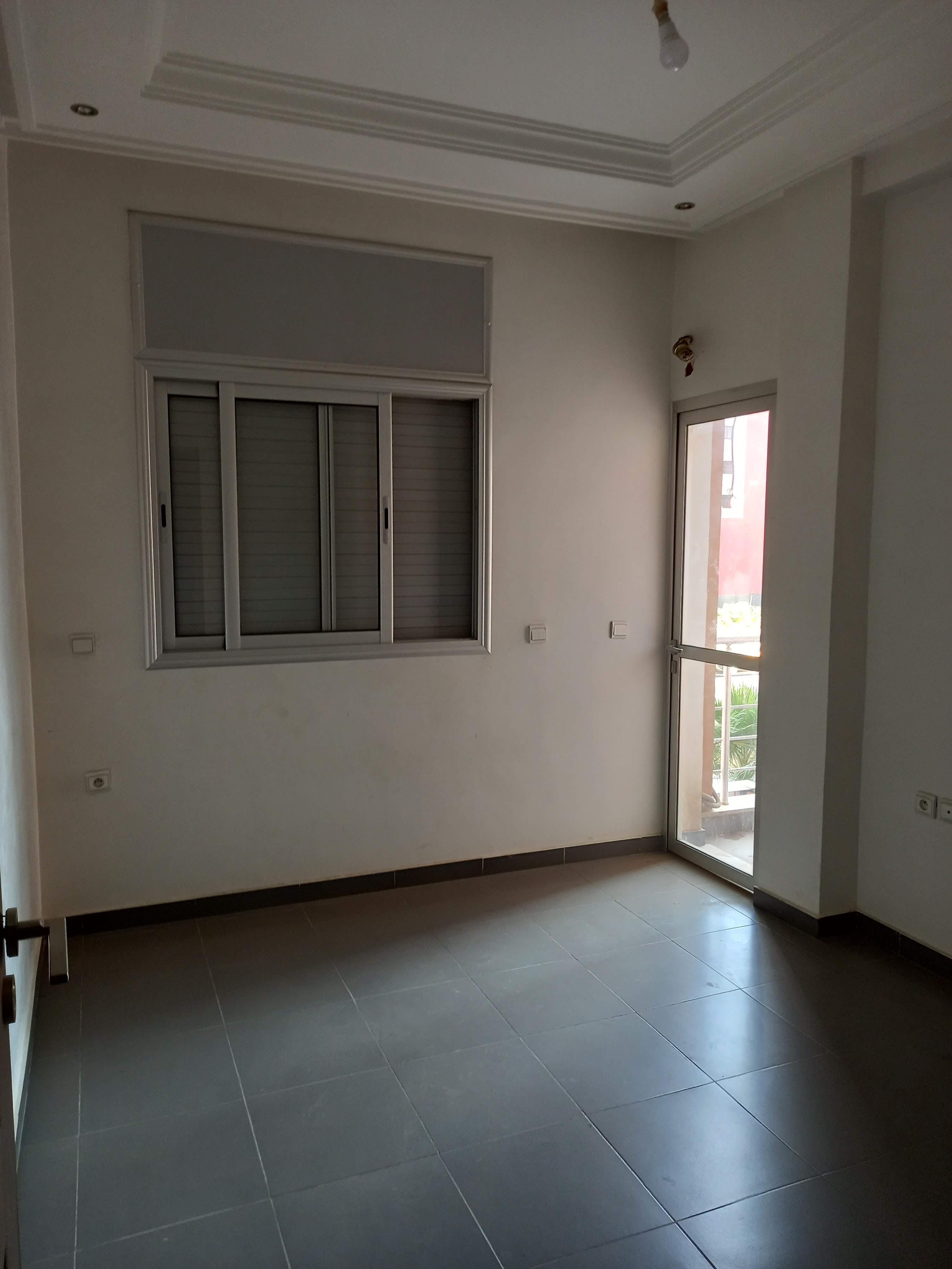 Appartement en location à Charaf — 5