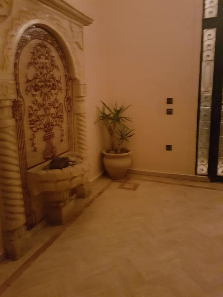 Jolie Maison semi commerciale à Sidi Maarouf — 6