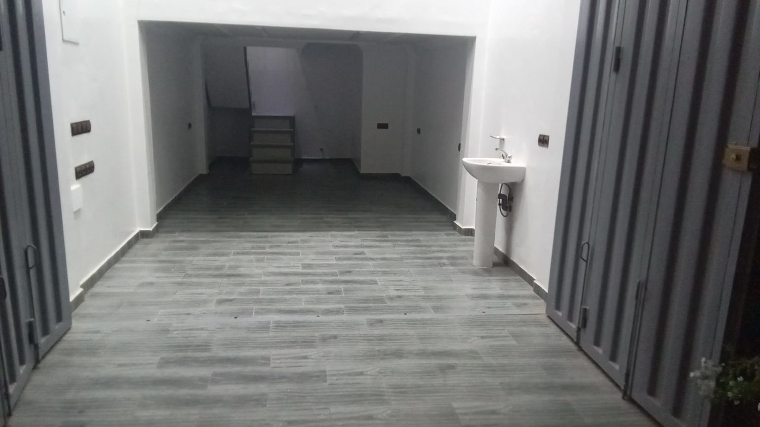 Magasin complètement retapé à Aourad
