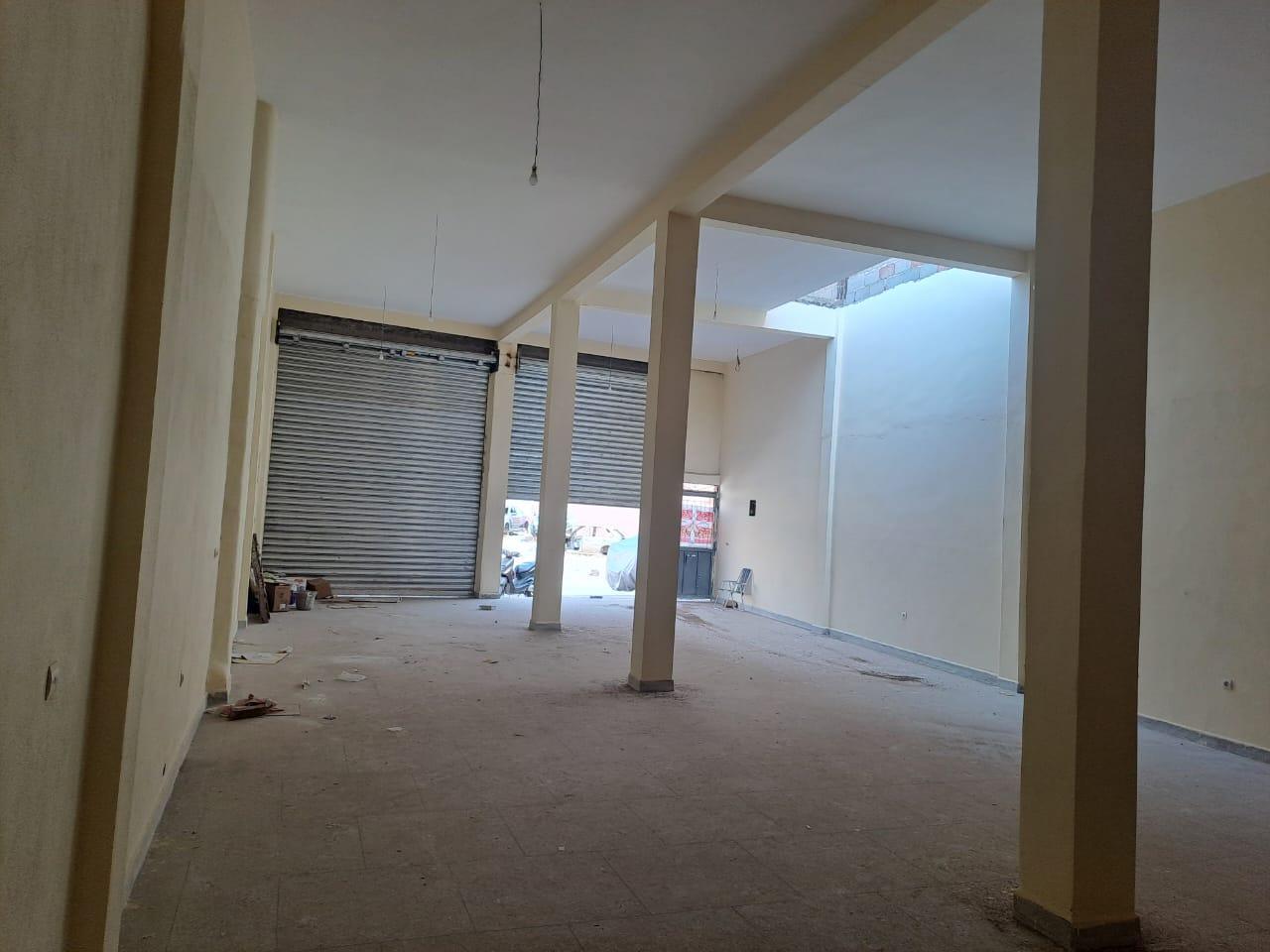 Magasin de 200 m² en location à sidi Ghanem — 3