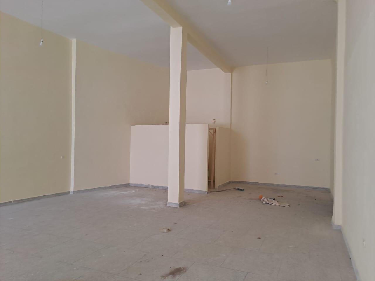 Magasin de 200 m² en location à sidi Ghanem — 4