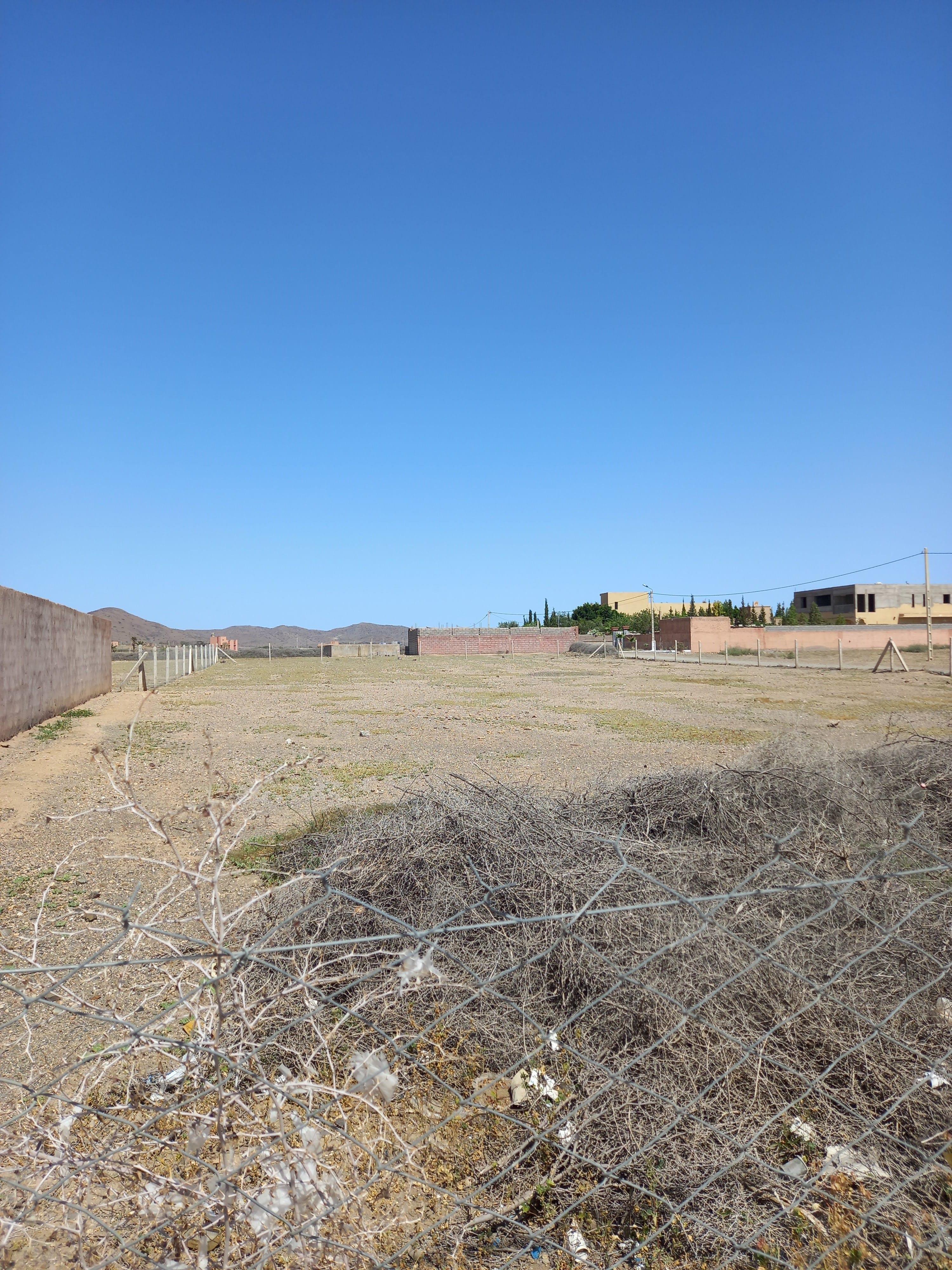 Terrain titré de 2538 m² en vente Rte de Casa — 2