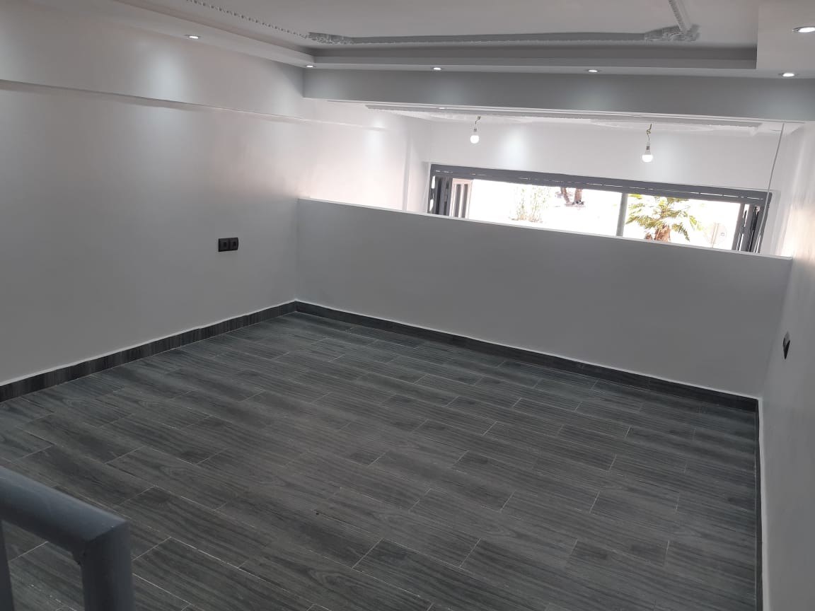 Magasin complètement retapé à Aourad — 5