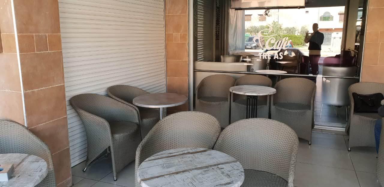 Café en plein activité à vendre — 2