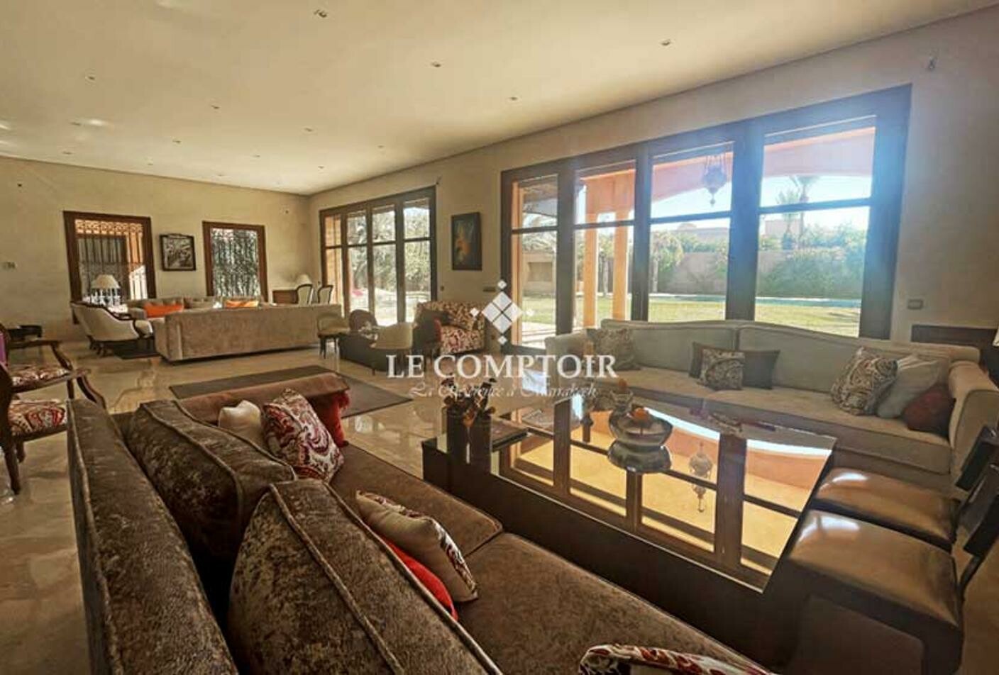 Villa 620 m² à indéfini — 10