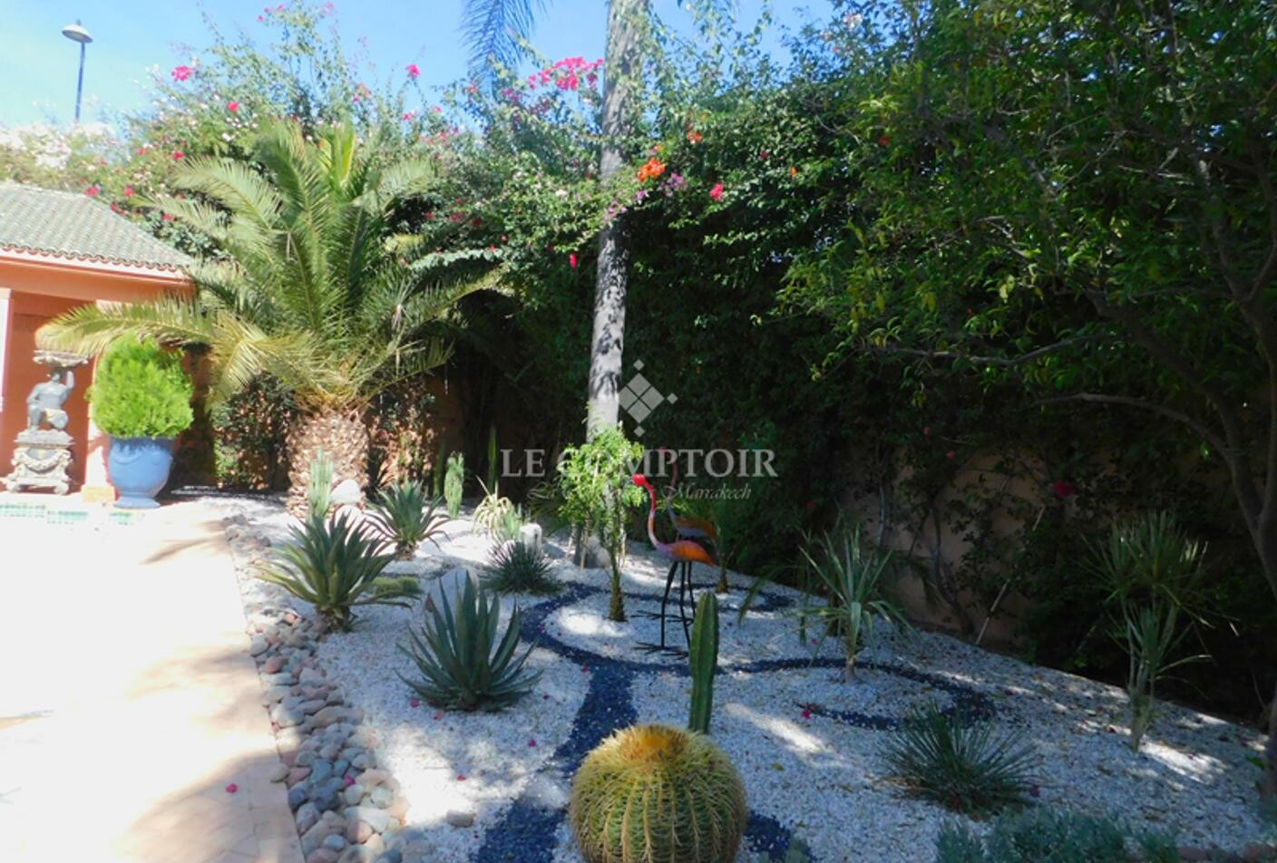 VILLA D’ARCHITECTE A VENDRE – ROUTE DE CASABLANCA - MARRAKECH — 2