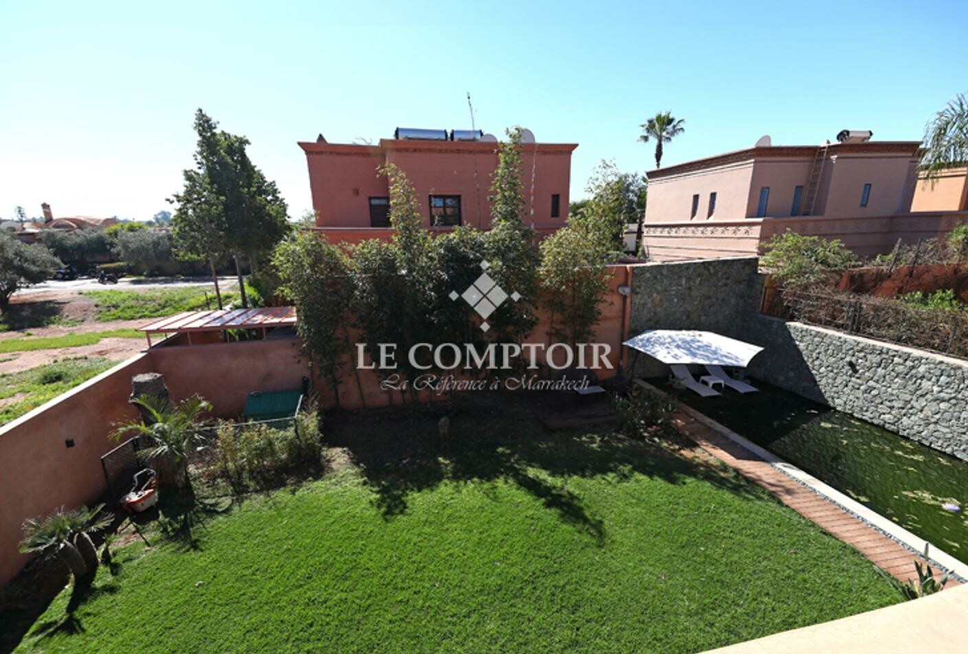 Villa 440 m² à indéfini — 9