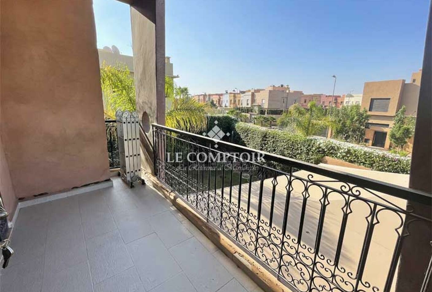 VILLA A TARGA A LA VENTE — 4