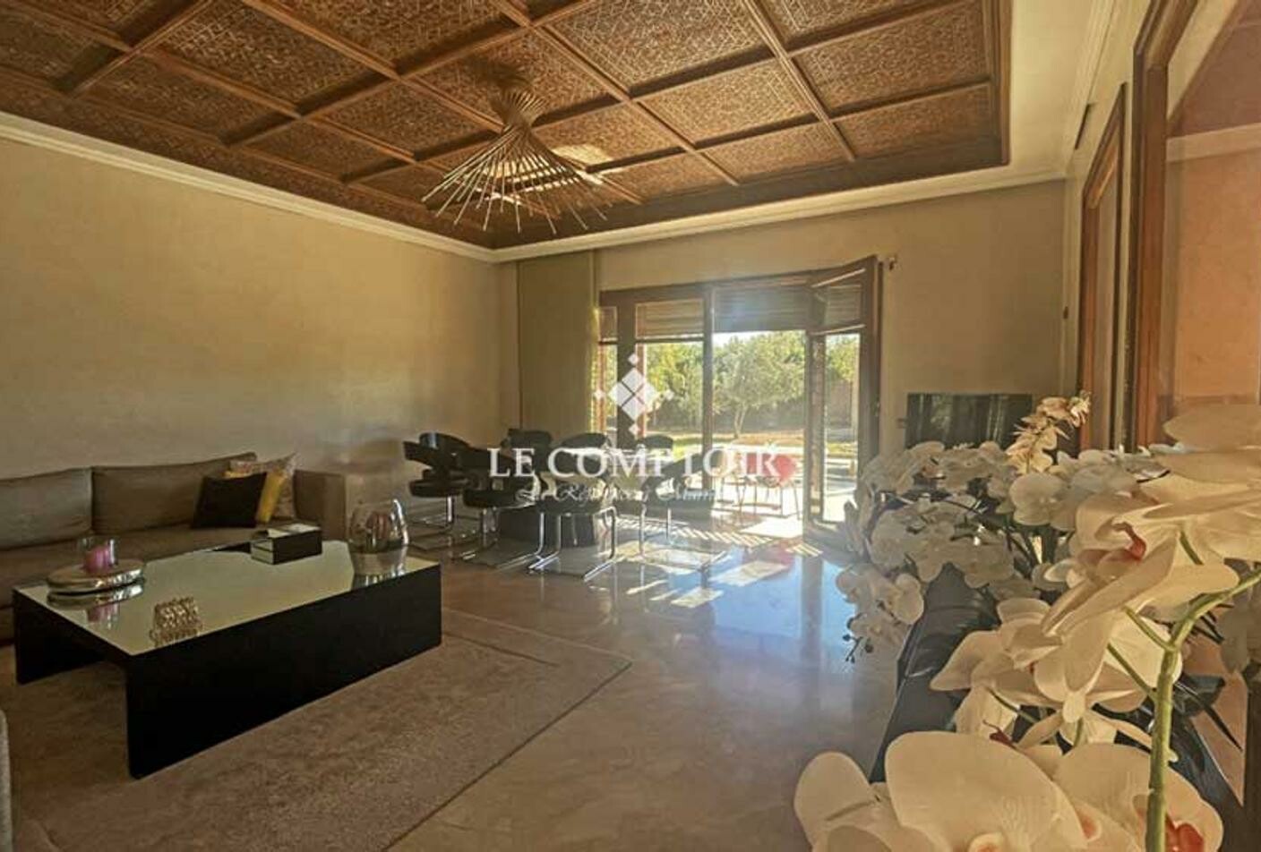 Villa 620 m² à indéfini — 7