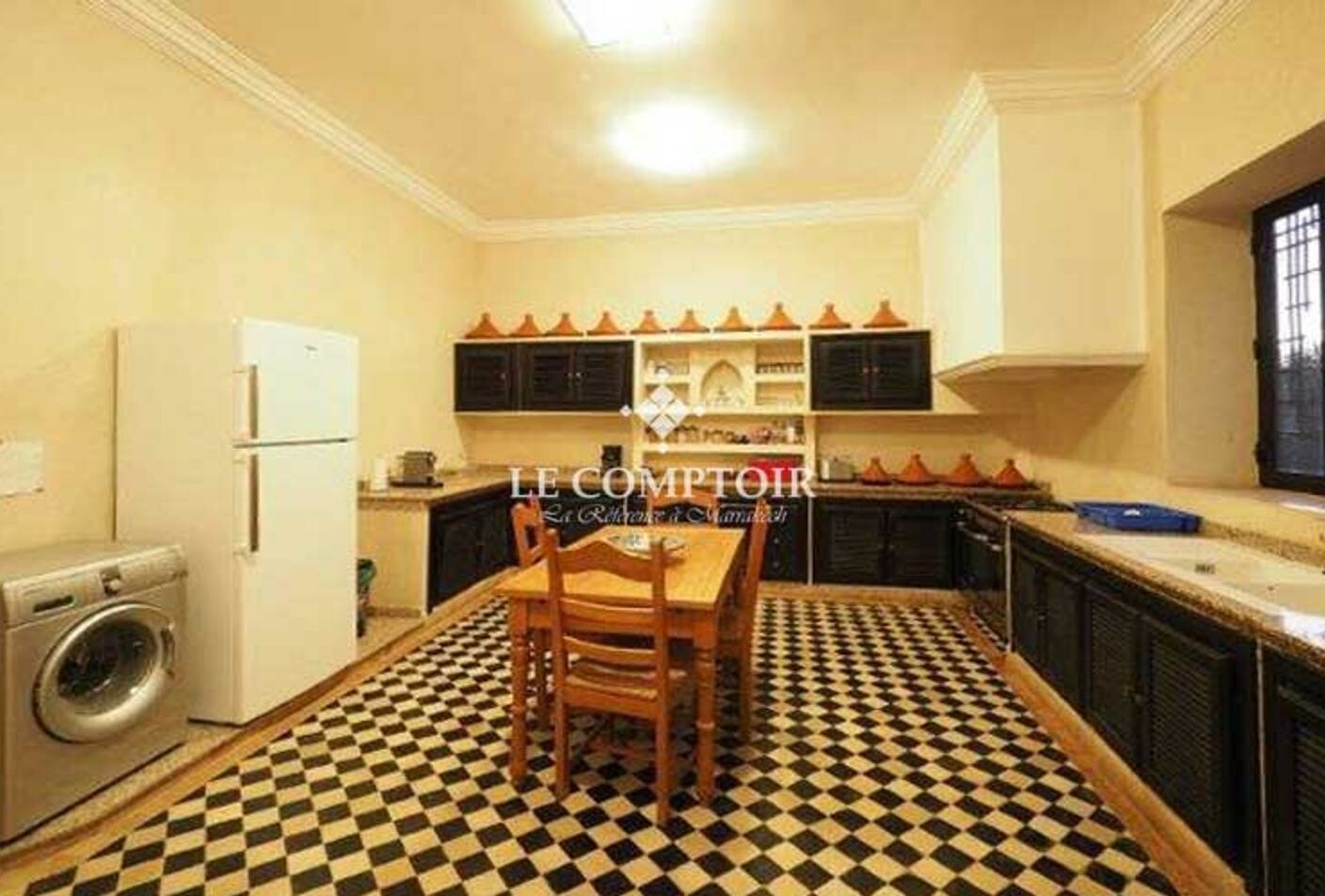 Villa 830 m² à indéfini — 8