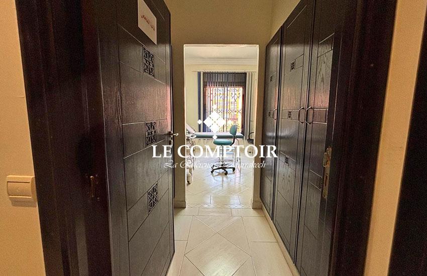 Bureau 93 m² f Av Abdelkrim El Khattabi — 10
