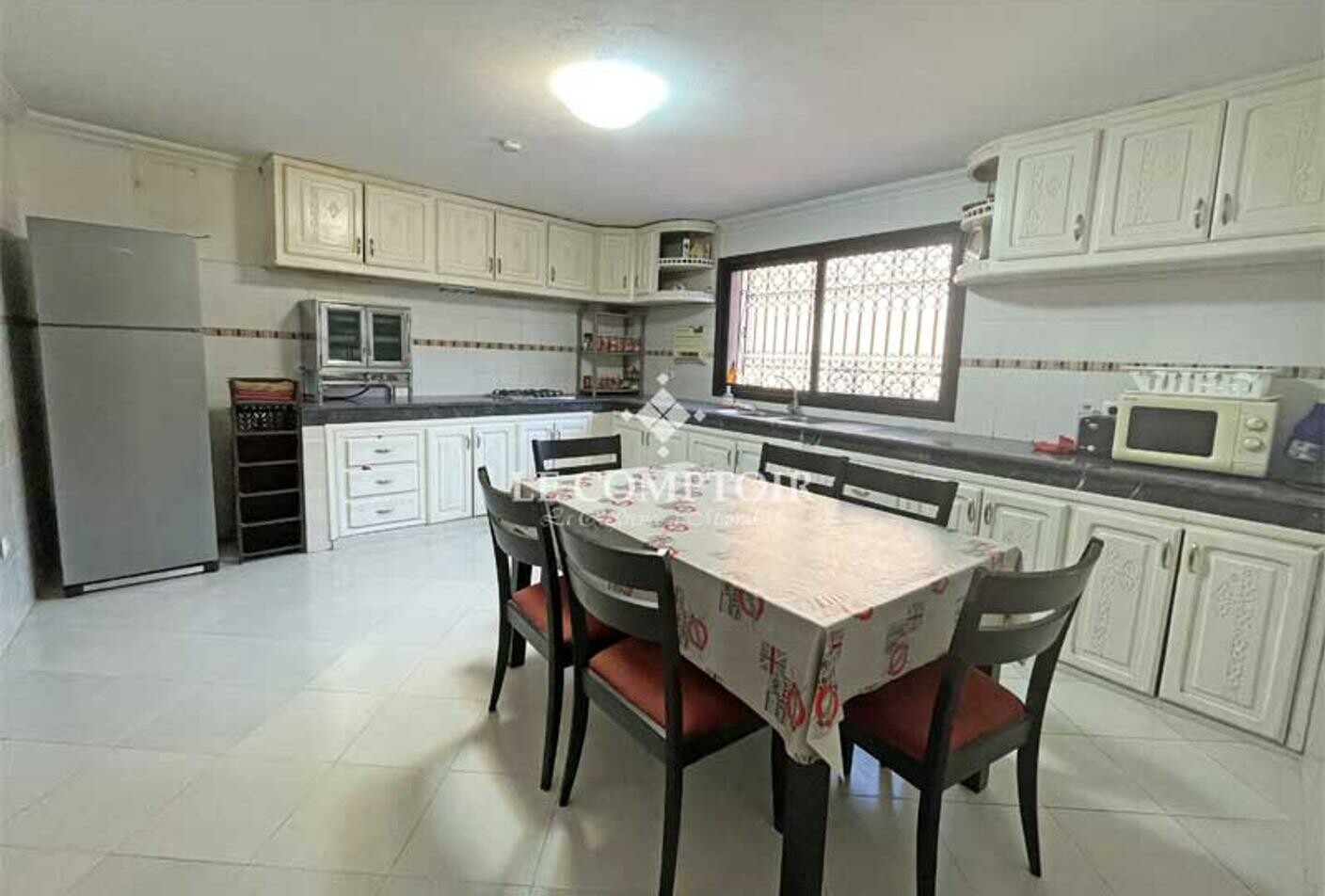VILLA A TARGA A LA VENTE — 6