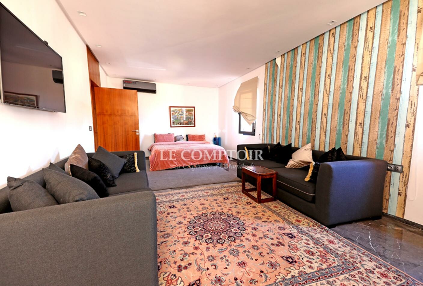 Villa 440 m² à indéfini — 8