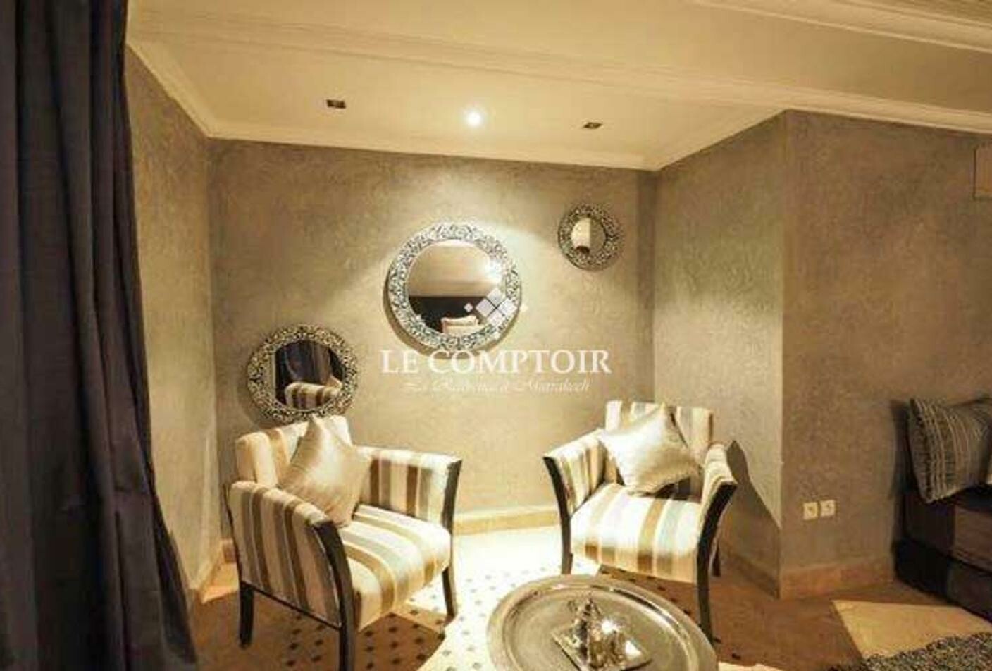 Villa 830 m² à indéfini — 10