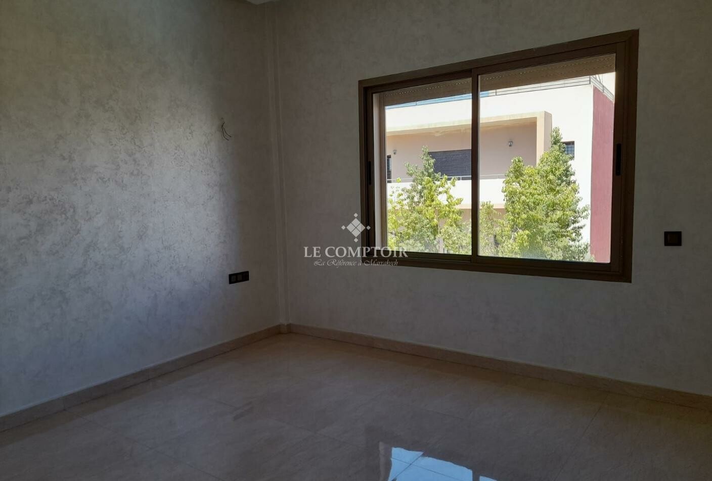Villa 290 m² à indéfini — 7