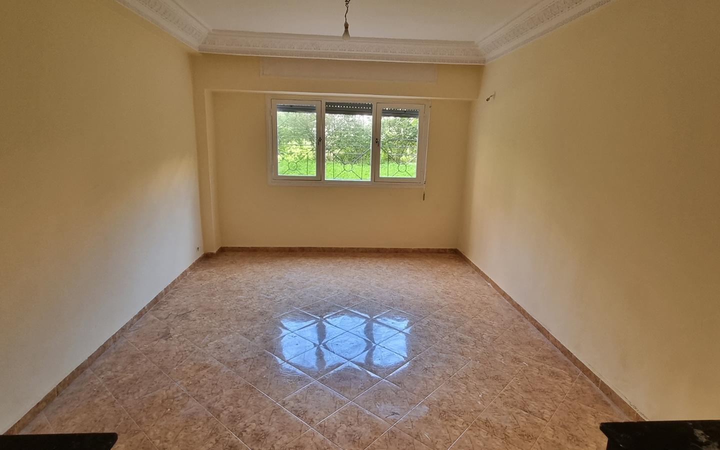 Joli appart 100m2 sur Résidence Al Menzeh Rabat