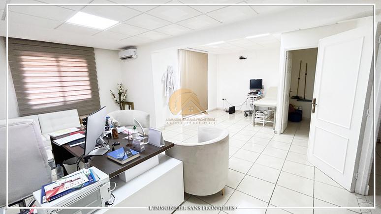 Bureau 105m² à louer, Gueliz — 2