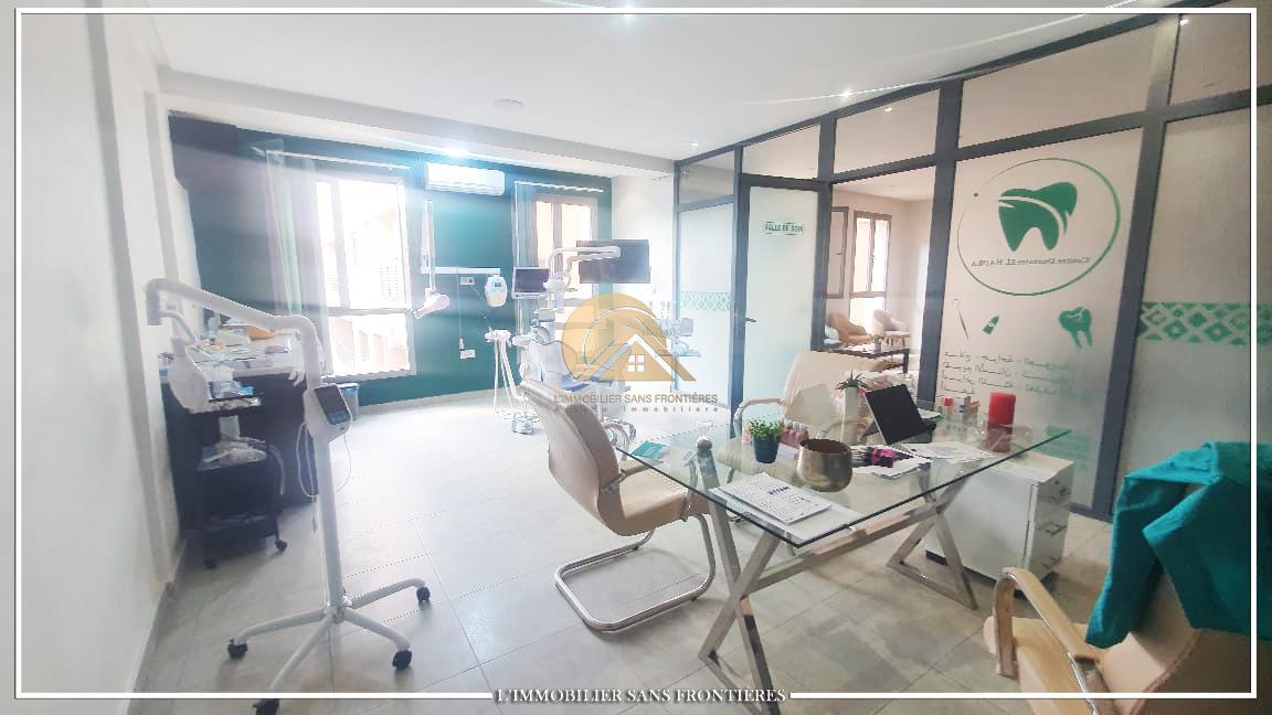 Plateau bureau à louer 85m², Targa